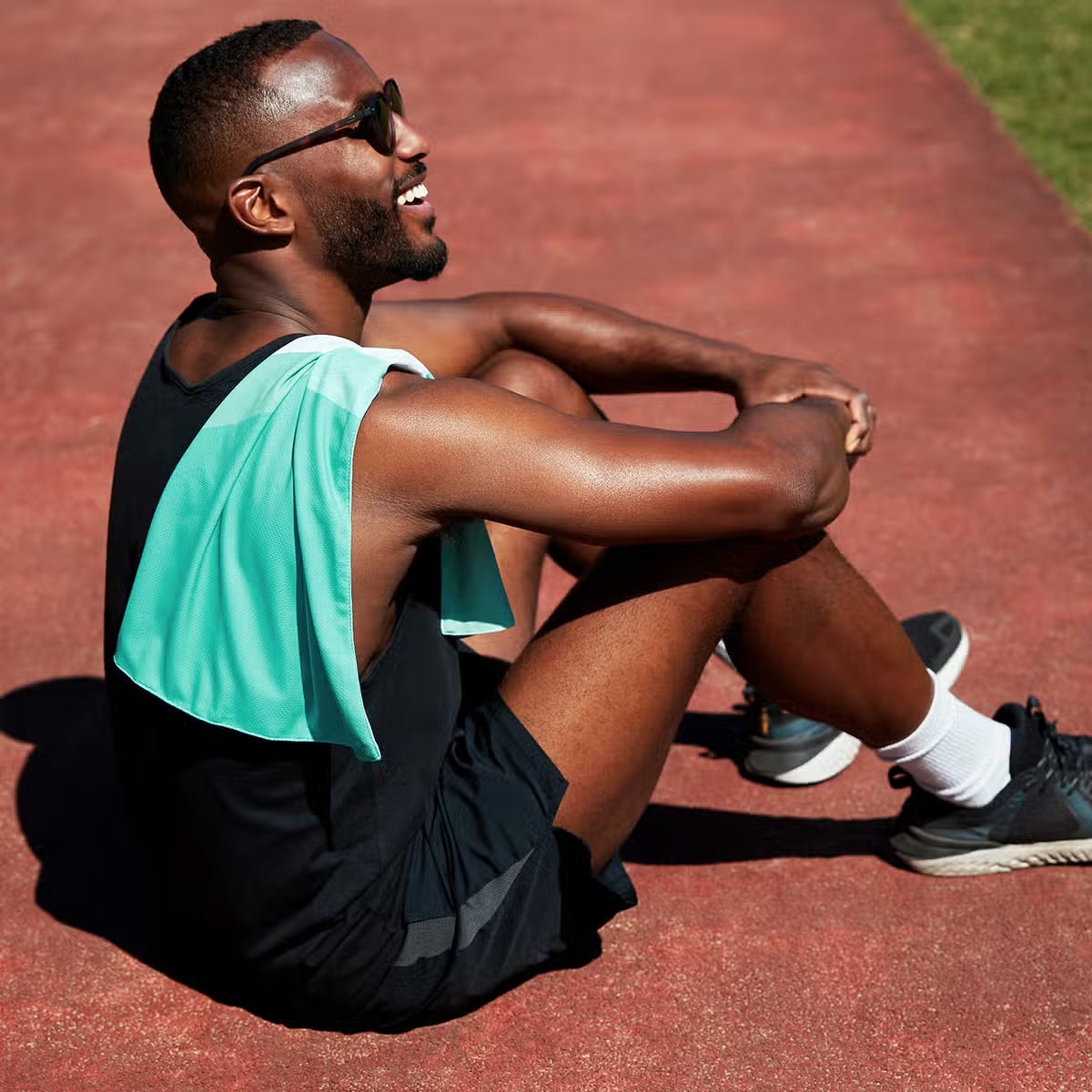 Dock & Bay - Cooling Sports Towel (100% recycled)